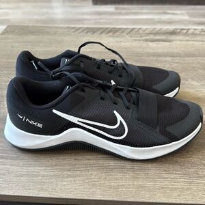 Nike MC Trainer 2 New